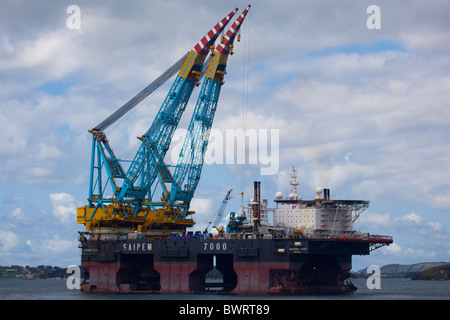 Saipem 7000, die riesigen Schwimmkran, in der Nähe von Stavanger, Norwegen Stockfoto