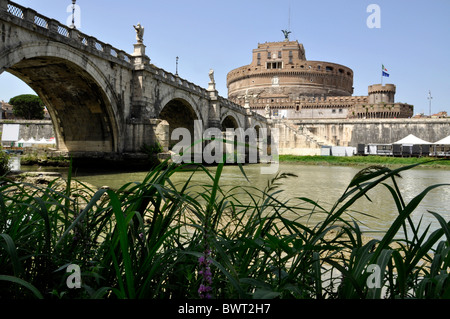 Ponte Sant ' Angelo, Brücke der Engel, Fluss Tiber, Engelsburg, Schloss der Engel, Rom, Lazio, Italien, Europa Stockfoto