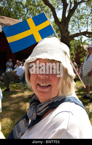 Menschen feiern die schwedischen Nationalfeiertag Stockfoto