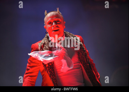 Keith Flint von The Prodigy führt am Finaltag der Bestival 2010 in Newport, Isle Of Wight, England am 12. September 2010. Stockfoto