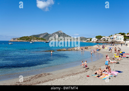 Strand von Sant Elm. Auf dem Hintergrund der Dragonera-Insel-Naturpark. Insel Mallorca. Spanien Stockfoto