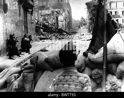 Spanischen Bürgerkrieg Spanien Europa Irun Franco-Truppen 1936 Sandsack Straße kämpfen, historische Geschichte historisch Stockfoto