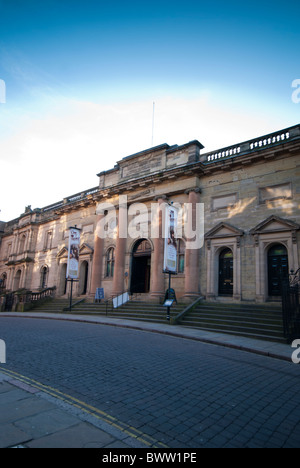 Das georgische äußere des ehemaligen Galerien von Gerechtigkeit Museums, umbenannt National Gerechtigkeit Museum, in der Spitze Markt Gegend von Nottingham City Centre, Stockfoto