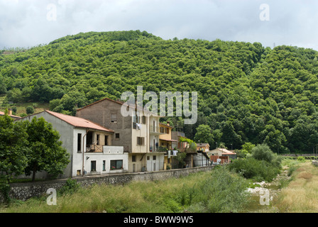 Flussbett bei Antrodoco in der Region Latium Stockfoto