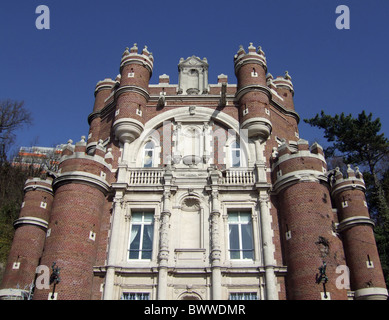 Frankreich Europa Chateau de Gadelles Porte de Burgos Le Havre Architektur H. Toutain Schloss Gebäude Stockfoto