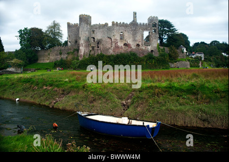 12. Jahrhundert Laugharne Castle, Laugharne, Carmarthenshire, Wales, Vereinigtes Königreich Stockfoto