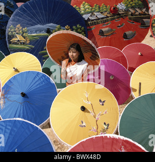 Bor Song Bildschirme Knallfarben Chiang Mai Mädchen Thailand Asien Tracht Stockfoto