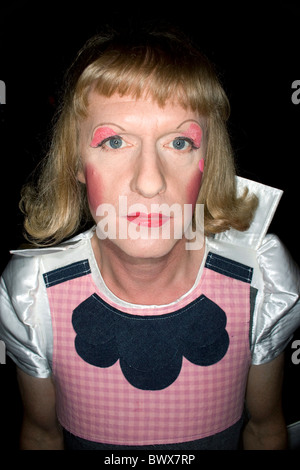 Ein beleuchteter Porträt von Grayson Perry Stockfoto