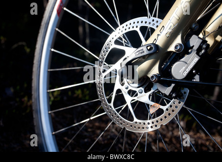 Shimano hydraulische Scheibenbremsen Fahrrad Vorderrad Stockfoto