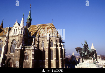 Budapest Schloss Berg Matthias Kirche Reiter Denkmal Ungarn Europa Stockfoto