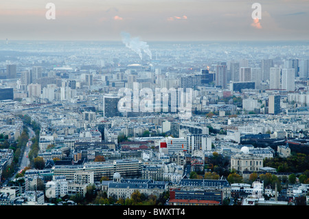 Auf Twilight-Blick vom Montparnasse Paris Cityline Überblick Stockfoto