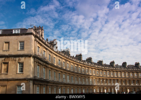 Kings Stadthäuser Zirkus. Die Kurve der vorderen Fassade einer kreisförmigen Sammlung von Bürgerhäusern im Bad Stockfoto