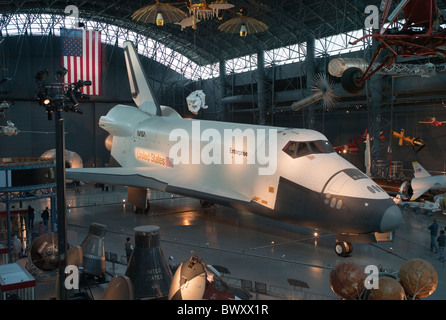 Space Shuttle Enterprise an das National Air und Space Museum, Steven F. Udvar-Hazy Center in Chantilly, Virginia. Stockfoto