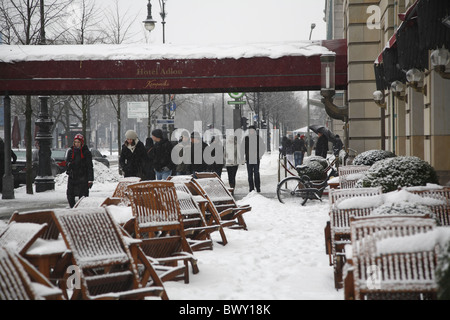 Berlin Unter Den Linden Hotel Adlon Winter Stockfoto