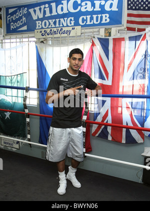 AMIR KHAN BOXER HOLLYWOOD LOS ANGELES Kalifornien USA 30. November 2010 Stockfoto