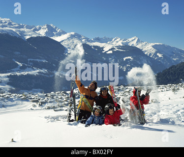 Alpen Alpen Berge Breil Brigels Carving Ski Familienurlaub Kanton Graubünden-Graubünden-Schweiz-Eu Stockfoto