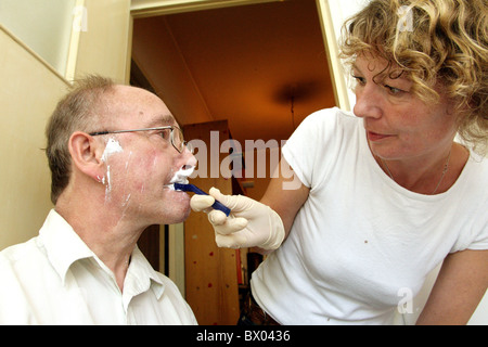 Patientenversorgung in der Nachbarschaft Zentrum Schoeneberg, Berlin, Deutschland Stockfoto