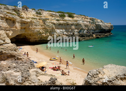 Portugal, Algarve, Armação de Pêra, Praia da Albandeira Stockfoto