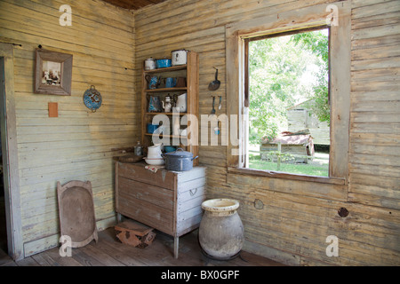 Slave Viertel auf Laura Plantation in Louisiana, zum einer kreolischen Familie und heute ein beliebtes Touristenziel. Stockfoto