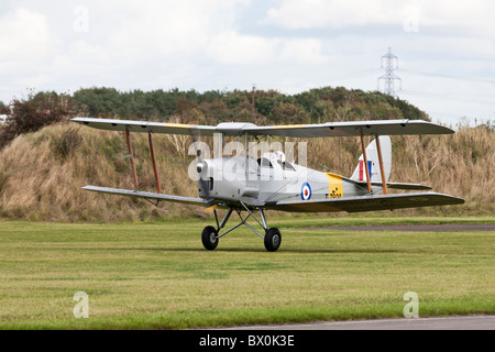 De Havilland DH82A Tiger Moth T7909 G-ANON Massenermittlung aus Breighton Flugplatz Stockfoto