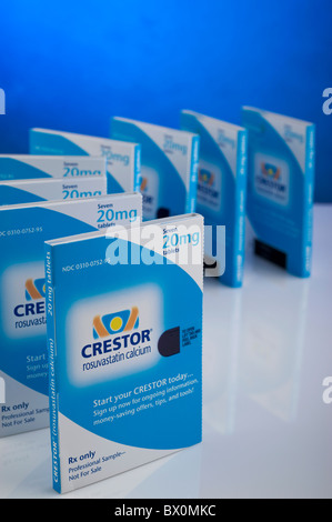 Crestor, Rosuvastatin Calcium 20mg Tabletten, Behandlung gegen zu hohen Cholesterinspiegel. Stockfoto