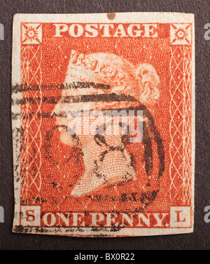 Britische Briefmarke, Penny rot, Ecke Buchstaben S, L Stockfoto