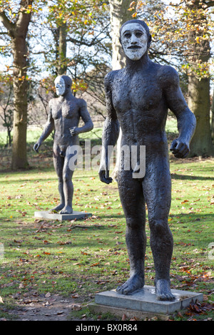 Elizabeth Frink am Yorkshire Sculpture Park. Stockfoto