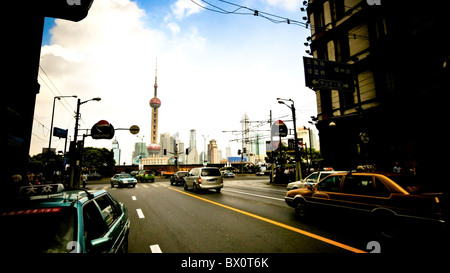 Oriental Pearl TV und Funkturm, Pudong, Shanghai Stockfoto