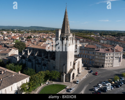 Kirche St. Martha von oben des Schlosses am Tarascon Stockfoto