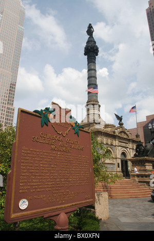 Historical Marker für Cuyahoga County Soldiers and Sailors Monument. Cleveland, Ohio, USA. Stockfoto