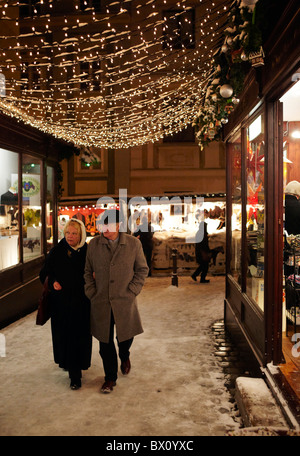 Spittelberg Christmas Market Schnee an Nacht Wien Stockfoto