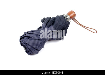 Dunkel blau geschlossenen Regenschirm für Männer isoliert auf weißem Hintergrund. Stockfoto Dunkel blau geschlossenen Regenschirm für Männer isoliert auf weißem Hintergrund. Stockfoto