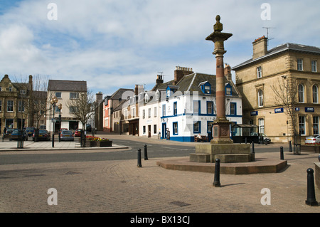 dh Town Market Square DUNS SCOTTISH BORDERS Schottland Einhorn Mercat Überqueren Sie die Grenze Marktstädte Großbritannien Stockfoto