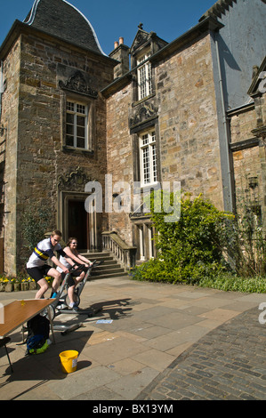 dh St marys College ST ANDREWS FIFE University Studenten Fonds Anhebung von beaton-Viereck-studentengebäuden in schottland Stockfoto