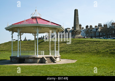 dh die Partitur ST ANDREWS FIFE der Partitur Musikpavillon und Martyrs Memorial Stockfoto