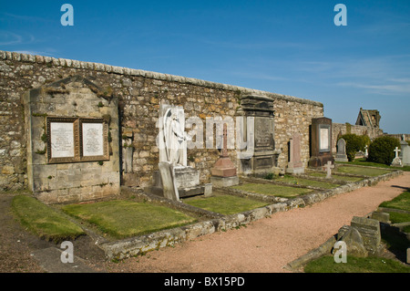 dh St Andrews Kathedrale ST ANDREWS FIFE St Andrews Friedhof Grabsteine Friedhof Schottland Grabsteine Stockfoto