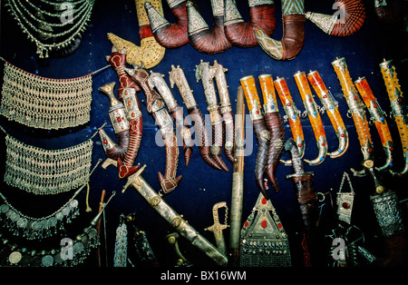 Silber Jambyia Shop Suq Markt Taiz Jemen Orient Arabien Schmuck einkaufen Stockfoto