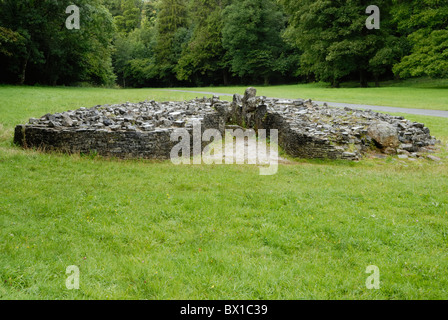 Neolithische Kammern oder transepted lange Cairn am Parc le Breos, Gower, Wales. Stockfoto