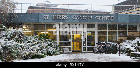 Eingang in der Strahlentherapie-Abteilung an der St. Lukas ' Cancer Center, Royal Surrey County Hospital, Guildford Stockfoto