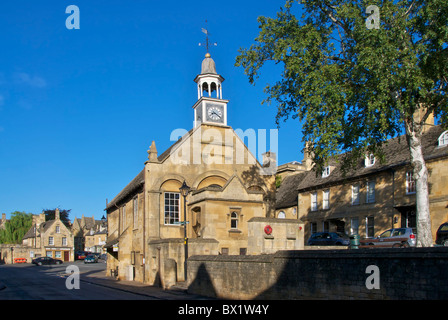 Chipping Campden Uhrturm Stockfoto