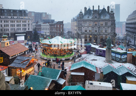 Die Birmingham Frankfurter Weihnachtsmarkt in Victoria Square, Birmingham, West Midlands, England, UK Stockfoto