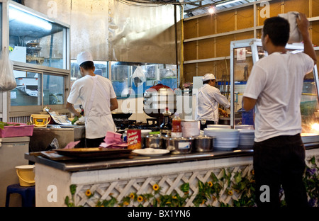 Die Küche der Ping Seafood Restaurant in Chiang Mai in Thailand Südostasien. Stockfoto