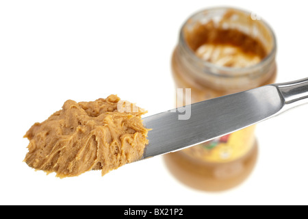 Knifeful crunchy Erdnussbutter Stockfoto