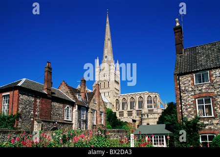 Großbritannien britische Inseln gebaut 1096 Kathedrale Christentum East Anglia England Großbritannien Europa Norfolk N Stockfoto