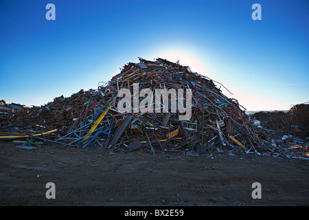 Große Haufen Schrott in einem recycling-Bereich. Stockfoto