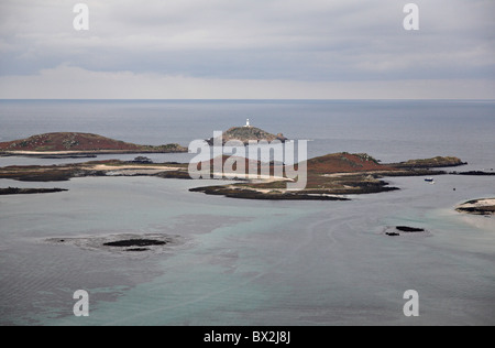 Luftbild-Runde Insel Leuchtturm Northwethel und St Helens Isles of Scilly Cornwall UK Herbst-winter Stockfoto