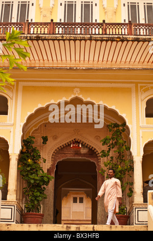 Eingang zum Samode Palast, Rajasthan, Indien Stockfoto