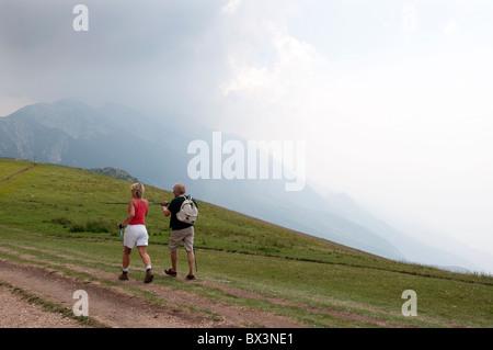 Gipfel des Monte Baldo, über Malcesine am Gardasee in Norditalien Stockfoto