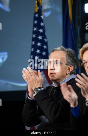 Sterling Heights, Michigan - Chrysler-Chef Sergio Marchionne im Montagewerk für des Unternehmens Sterling Heights. Stockfoto