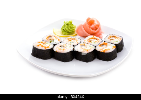 Bild des Drachen Maki Sushi Rollen fallen in Nori mit eingelegtem Ingwer und wasabi Stockfoto